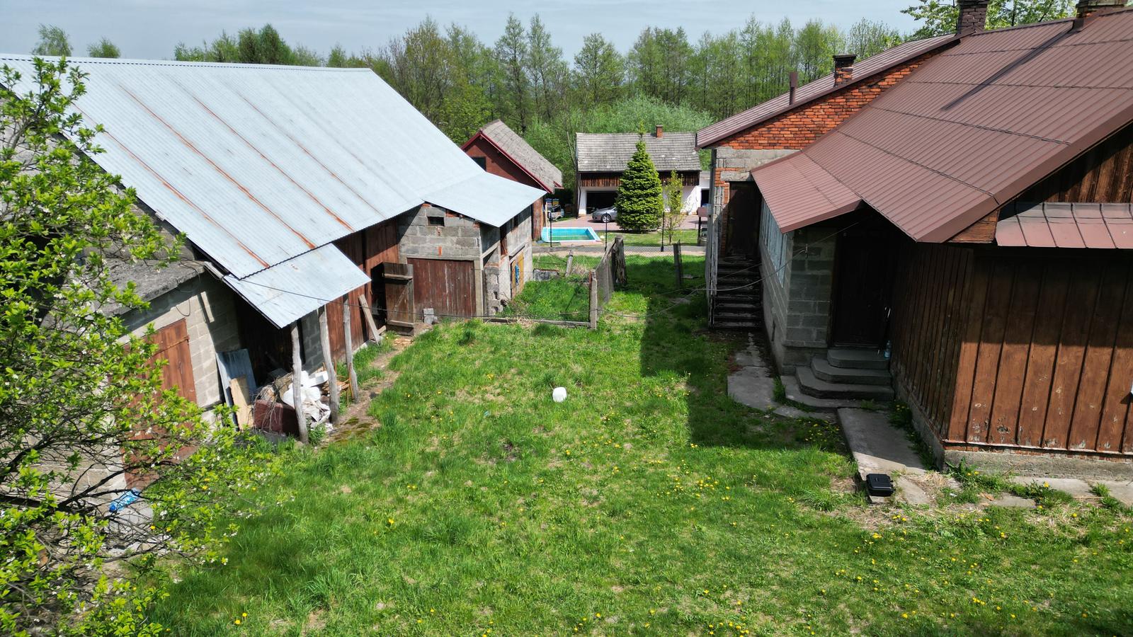 Dom z potencjałem w malowniczej okolicy – Podgrodzie