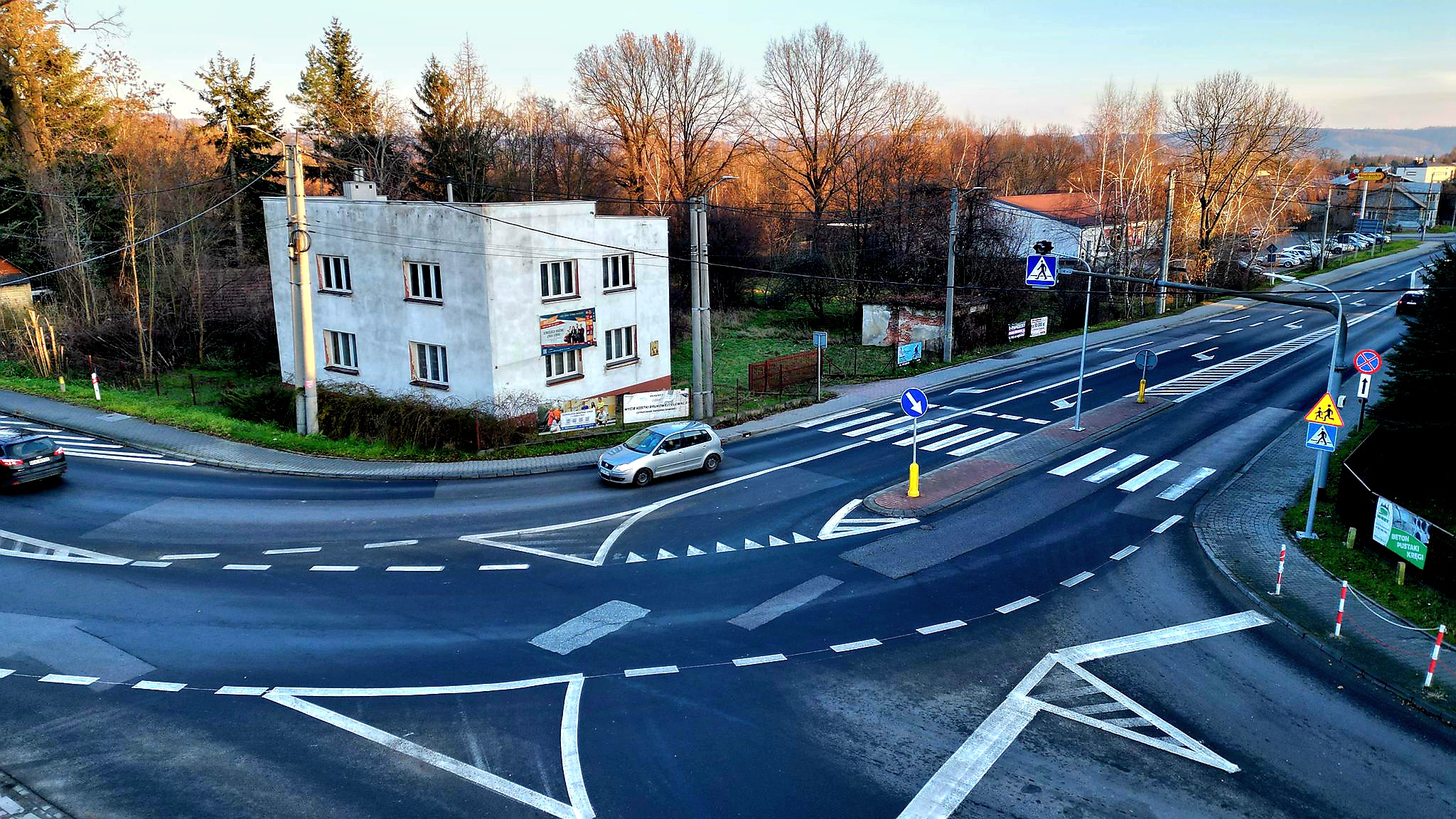 WYJĄTKOWA OFERTA SPRZEDAŻY NIERUCHOMOŚCI W CENTRUM PILZNA, DZIAŁKA KOMERCYJNA ZABUDOWANA, 17,7 ar