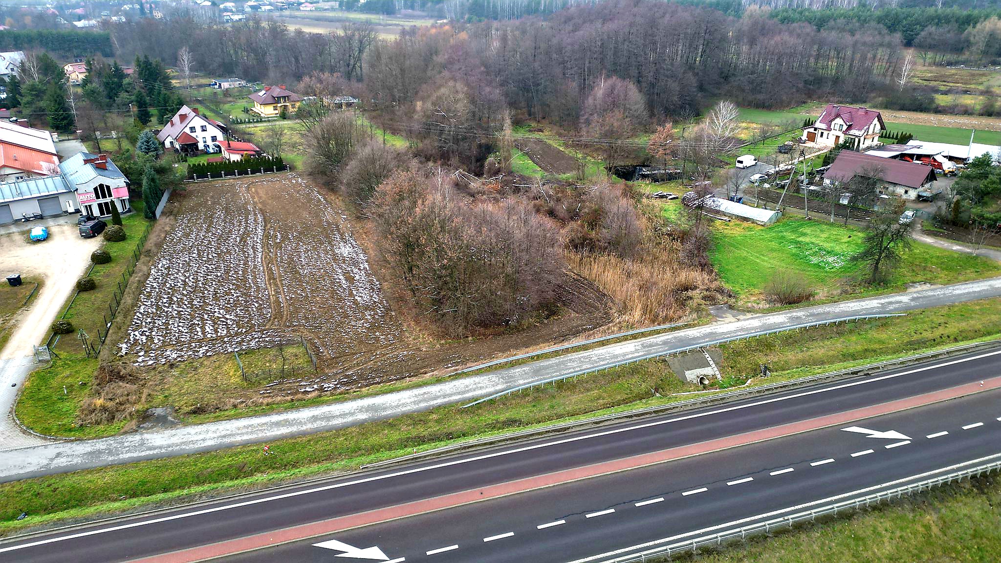 DZIAŁKA INWESTYCYJNA, PARKOSZ, GMINA PILZNO– 59 ARÓW Z OGROMNYM POTENCJAŁEM